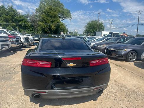 Used 2016 Chevrolet Camaro LT RWD image 33