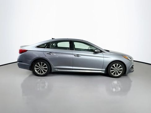 Used 2016 Hyundai Sonata Limited w/ Option Group 05 FWD image 7