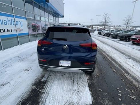 Certified 2022 Buick Encore GX Select w/ Advanced Technology Package image 7