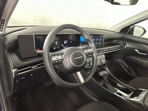 Used 2026 Hyundai Tucson SE FWD image 13