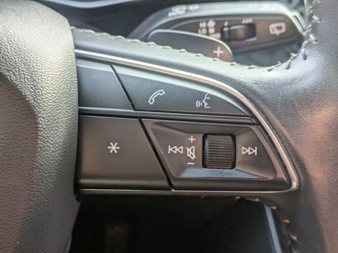 Used 2019 Audi Q8 Prestige w/ Towing Package image 21