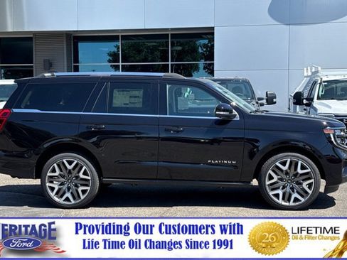 New 2026 Ford Expedition Platinum w/ Platinum Ultimate Package AWD/4WD image 3