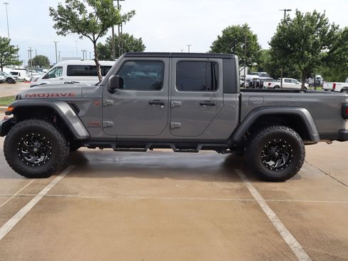 Used 2022 Jeep Gladiator Mojave AWD/4WD image 7