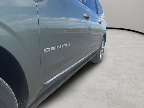 Used 2023 GMC Yukon XL Denali Ultimate AWD/4WD image 40