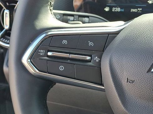 Used 2025 Chevrolet Equinox LT image 24