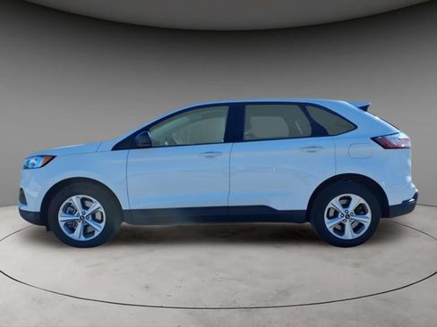 Used 2024 Ford Edge SE AWD/4WD image 2