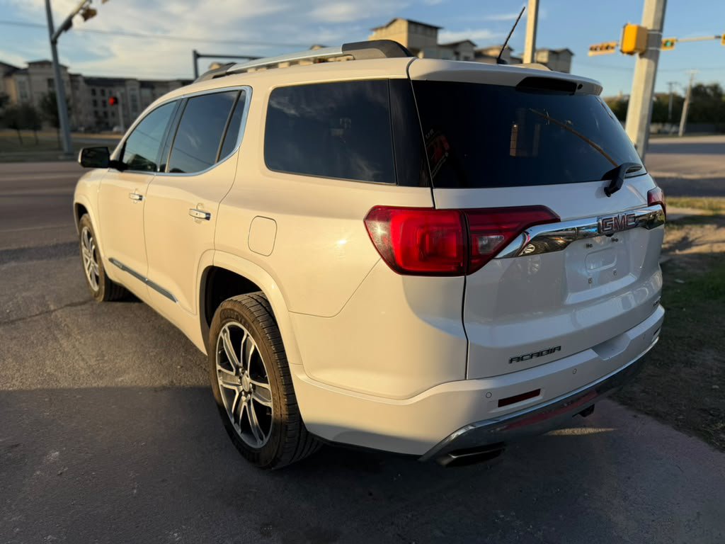 Used 2017 GMC Acadia Denali AWD/4WD image 6