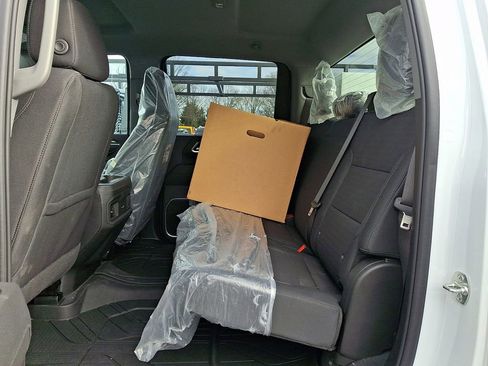 New 2025 Chevrolet Silverado 3500 LT w/ Convenience Package image 6