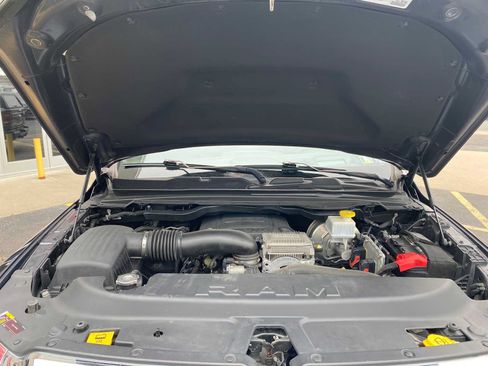 Used 2021 RAM 1500 Limited AWD/4WD image 6