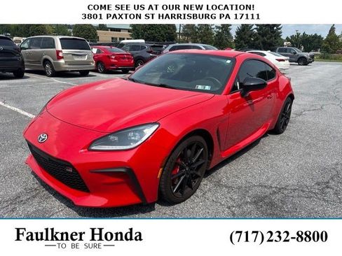 Used 2025 Toyota GR86 Premium w/ Performance Package RWD image 1