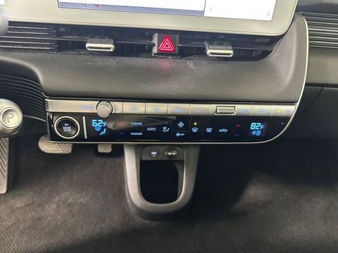 Used 2022 Hyundai Ioniq 5 Limited image 23
