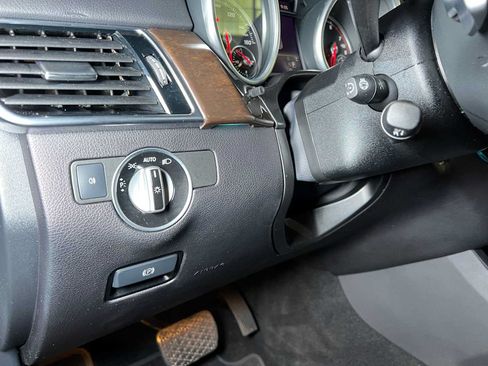 Used 2017 Mercedes-Benz GLS 450 4MATIC image 27