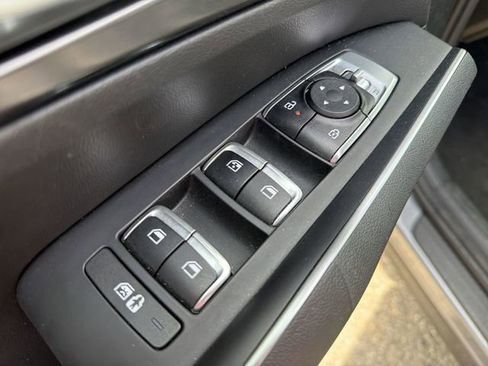 Certified 2024 Kia Sorento S image 13