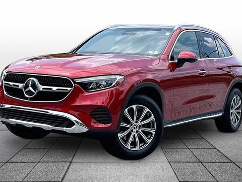 Certified 2023 Mercedes-Benz GLC 300 4MATIC image 4