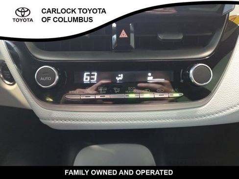 Used 2025 Toyota Corolla SE FWD image 26