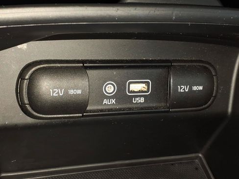 Used 2016 Kia Sorento AWD w/ LX Convenience Package image 19