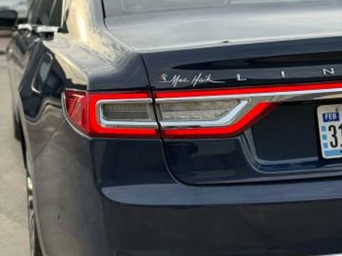 Used 2018 Lincoln Continental Reserve image 10