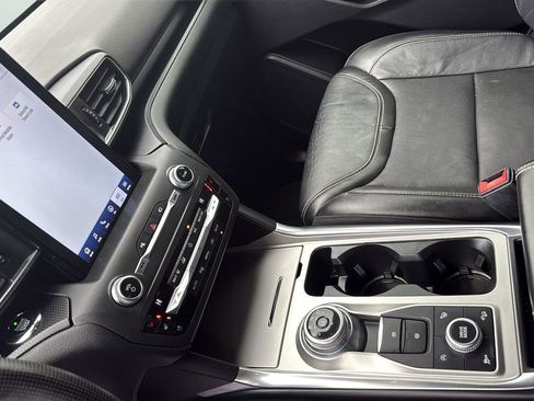 Used 2020 Ford Explorer ST w/ ST Street Pack image 21