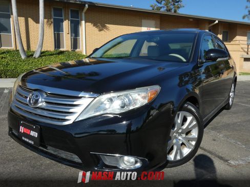 Used 2011 Toyota Avalon FWD image 15