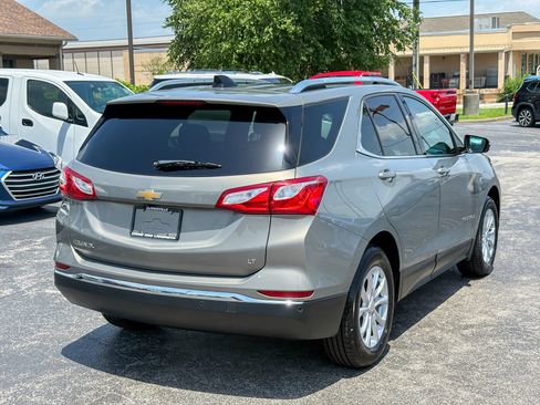 Used 2018 Chevrolet Equinox LT w/ Sun & Infotainment Package FWD image 14