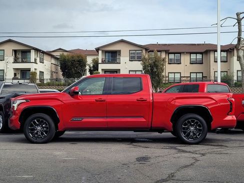 Used 2022 Toyota Tundra Platinum w/ Advanced Package image 9