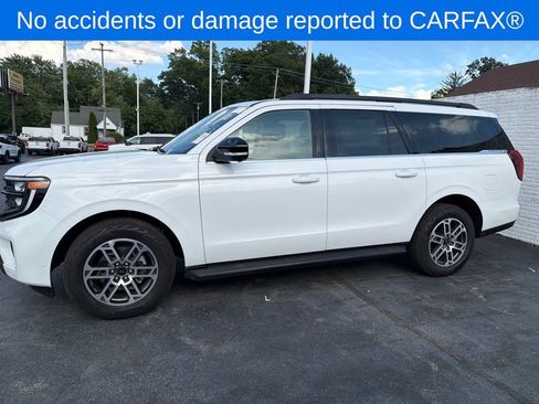 Used 2025 Ford Expedition Max Active AWD/4WD image 2