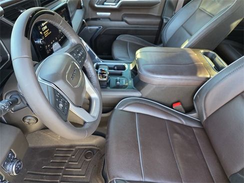 Used 2024 GMC Sierra 1500 Denali image 11