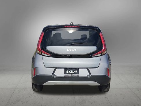 Certified 2025 Kia Soul S image 5