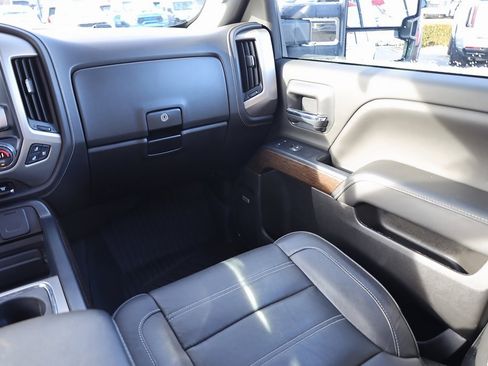 Used 2019 GMC Sierra 3500 Denali w/ Duramax Plus Package image 20