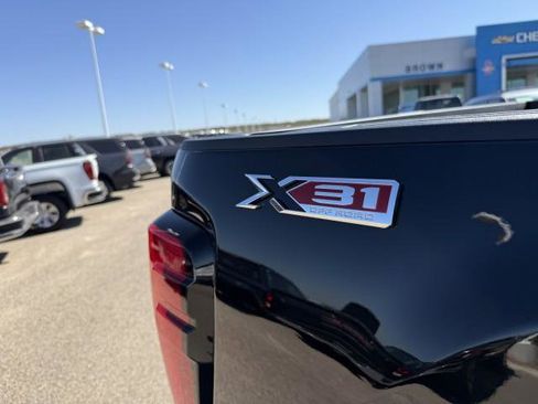 New 2026 GMC Sierra 2500 SLT w/ Texas SLT Premium Package image 15