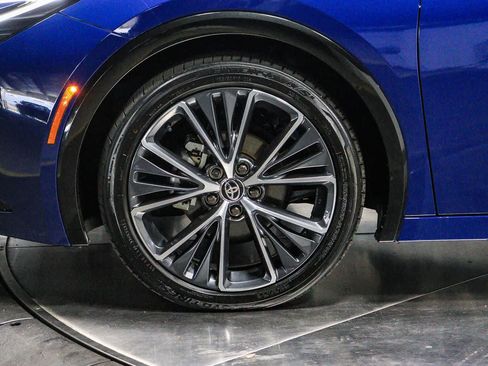 Certified 2026 Toyota Prius XLE FWD image 9