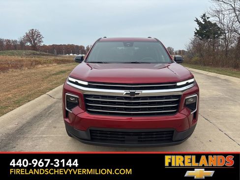 New 2026 Chevrolet Traverse LT w/ Driver Confidence Package AWD/4WD image 11