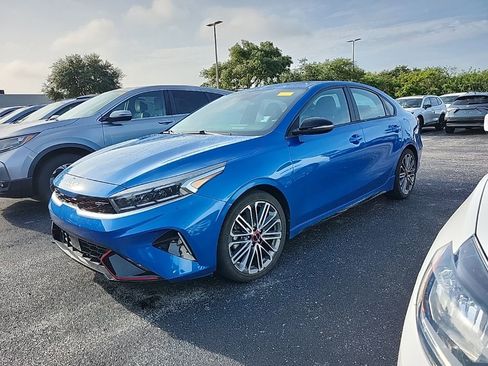 Used 2022 Kia Forte GT w/ GT2 Package FWD image 9