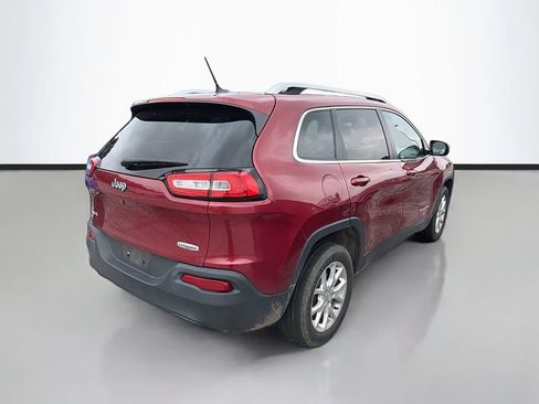 Used 2015 Jeep Cherokee Latitude w/ Cold Weather Group AWD/4WD image 9