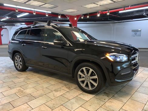 Used 2022 Mercedes-Benz GLS 450 4MATIC image 8