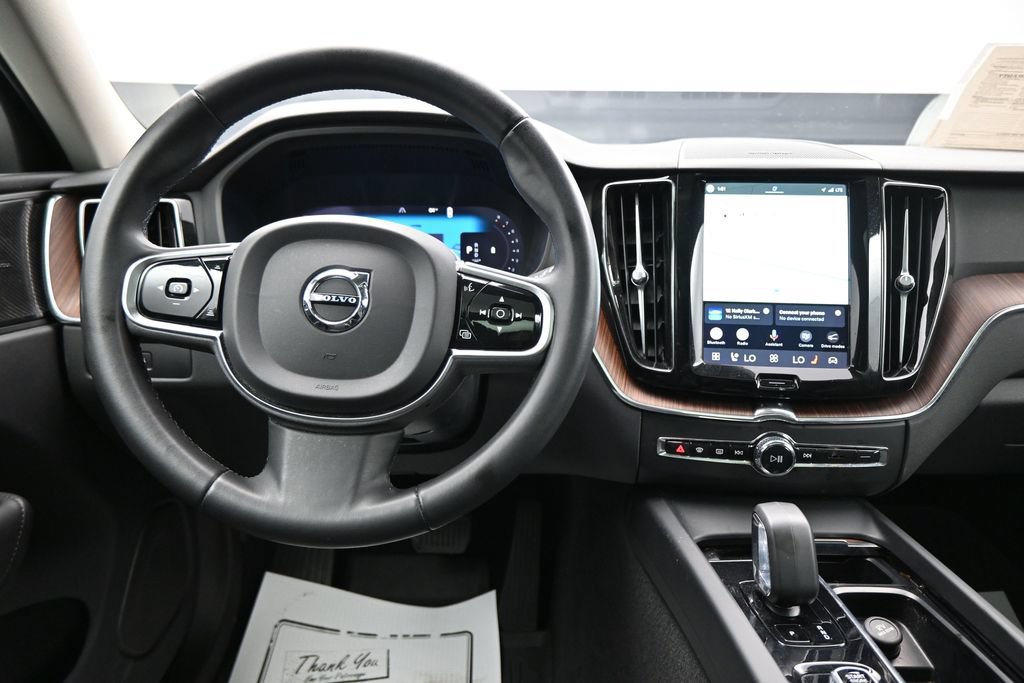 Used 2023 Volvo XC60 B5 Plus w/ Climate Package AWD/4WD image 14