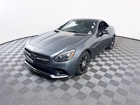 Used 2018 Mercedes-Benz SLC 43 AMG image 3