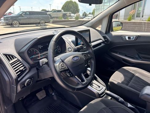 Certified 2019 Ford EcoSport SE w/ SE Convenience Package AWD/4WD image 9