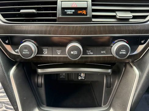 Used 2019 Honda Accord EX-L image 24