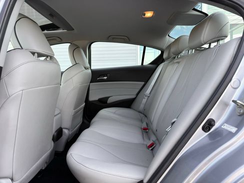 Used 2019 Acura ILX FWD image 19
