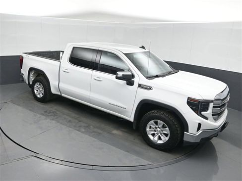 Used 2023 GMC Sierra 1500 SLE image 27