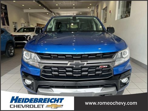 Used 2022 Chevrolet Colorado Z71 AWD/4WD image 39
