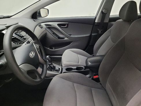 Used 2014 Hyundai Elantra SE FWD image 17