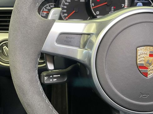 Used 2015 Porsche 911 Turbo S image 36