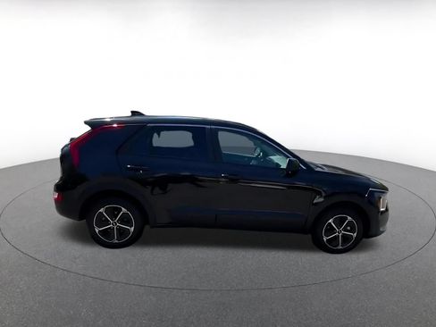 Used 2026 Kia Niro LX FWD image 16