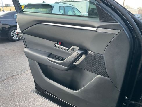 Used 2025 MAZDA CX-50 AWD 2.5 S w/ Select Package image 18