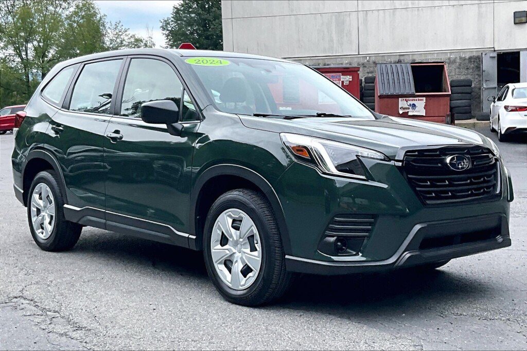 Certified 2024 Subaru Forester AWD/4WD image 18
