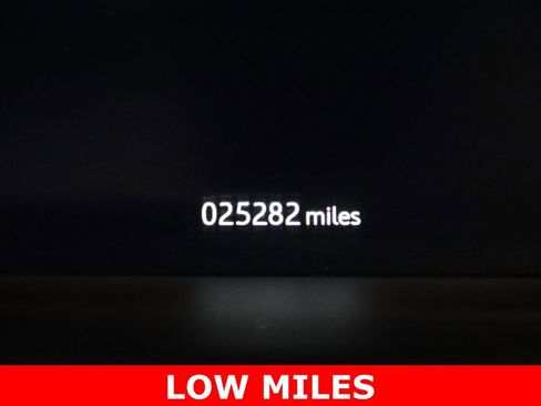 Used 2021 Jaguar F-TYPE R-Dynamic image 23