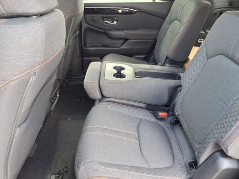 New 2026 Honda Pilot Sport image 10
