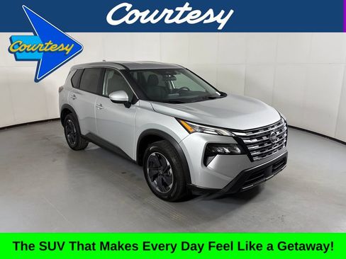 Used 2024 Nissan Rogue SV FWD image 1